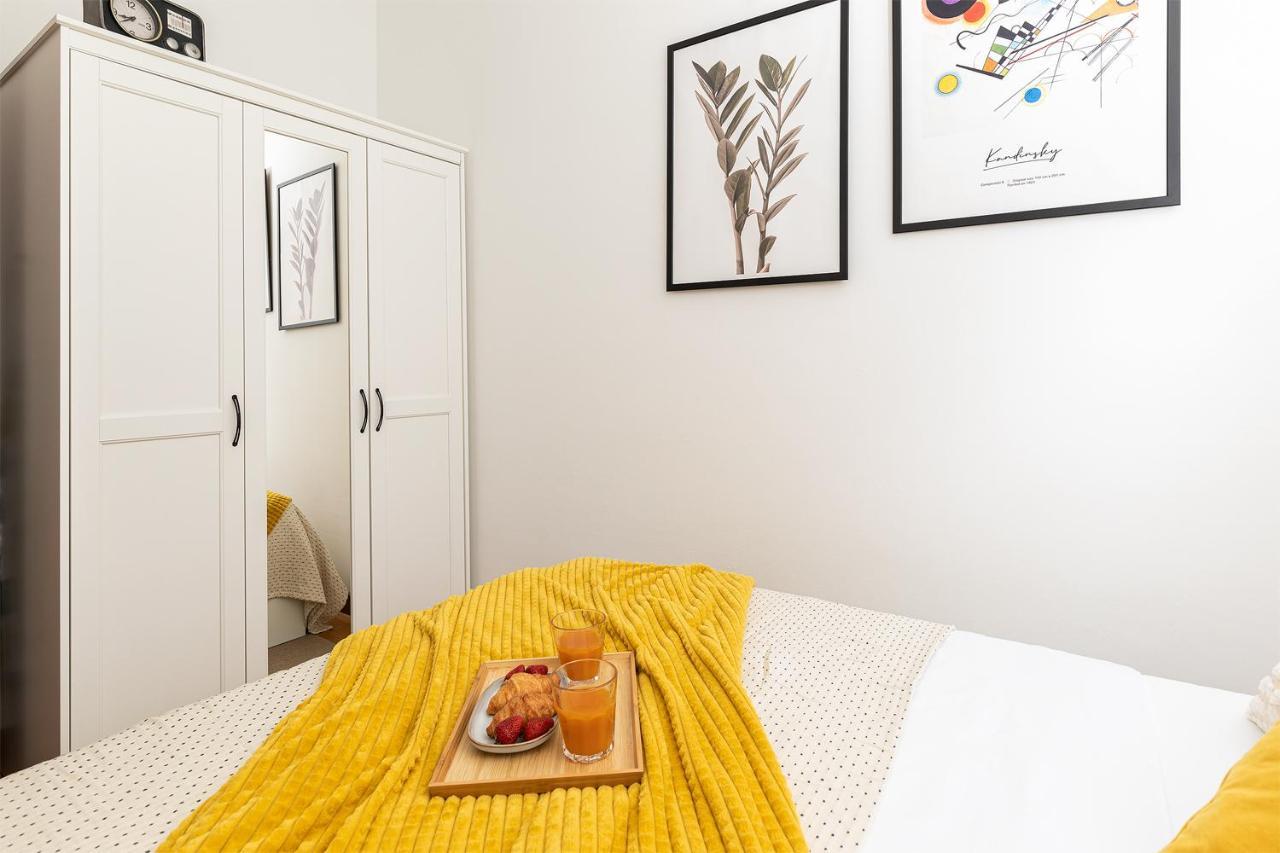 Cesare Apartment, With Swimming Pool And Sea View Liznjan Exterior photo
